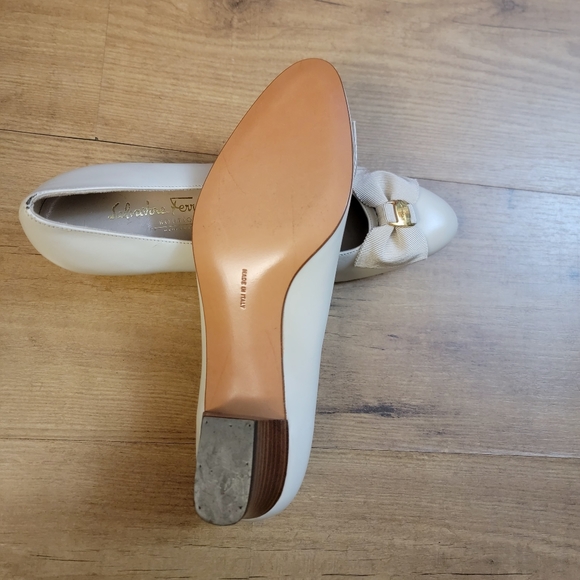 Salvatore Ferragamo Boutique Heels - Picture 14 of 14